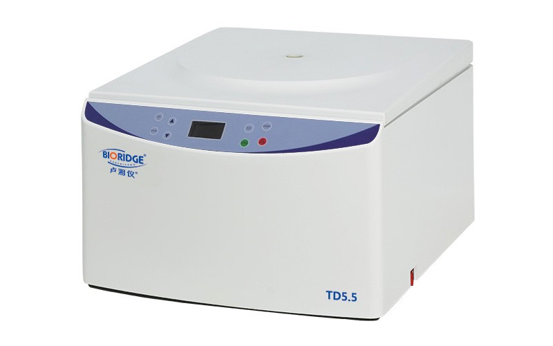 上海盧湘儀臺(tái)式低速離心機(jī)TD5.5（LCD）